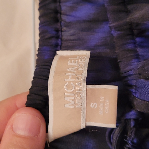 Michael Kors blouse - Picture 2 of 4